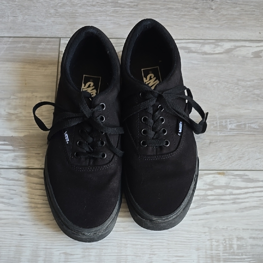Vans Men's Black Canvas Sneakers